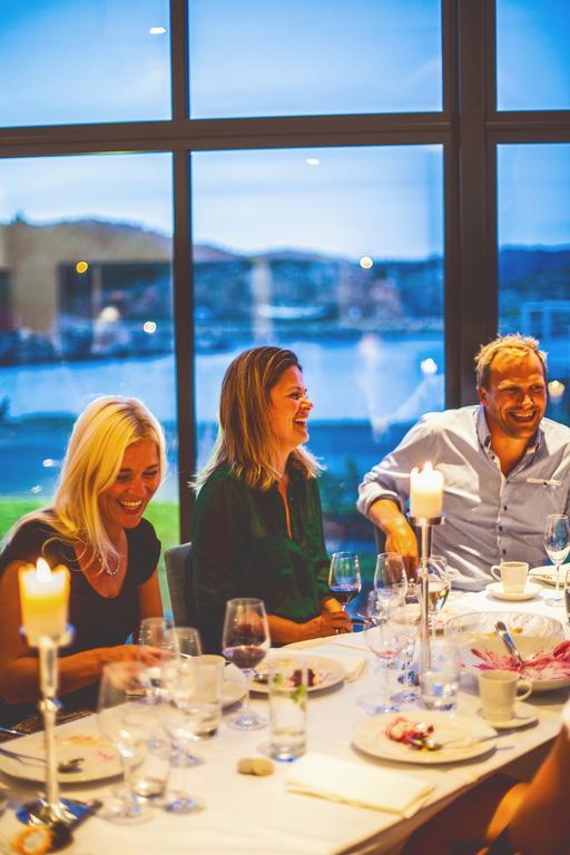 Lindesnes Havhotel Spangereid Buitenkant foto